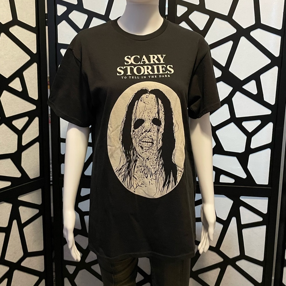 *FINAL PRICE* Official Merch Scary Stories to Tell in the Dark Oversize Graphic